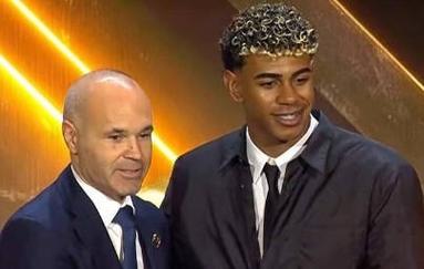 名為三巨頭實則雙引擎 太陽終究得依賴杜蘭特與布克